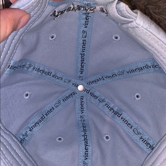 Vineyard Vines Unisex Lavender Blue Whale Hat - Picture 3 of 3